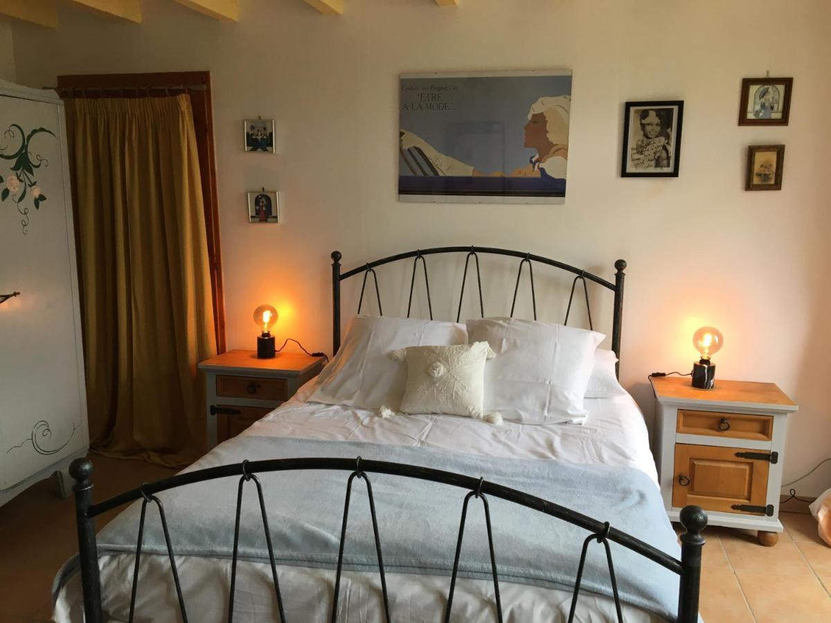 Bed and Breakfast A L Epoque Bouges  Exterior foto